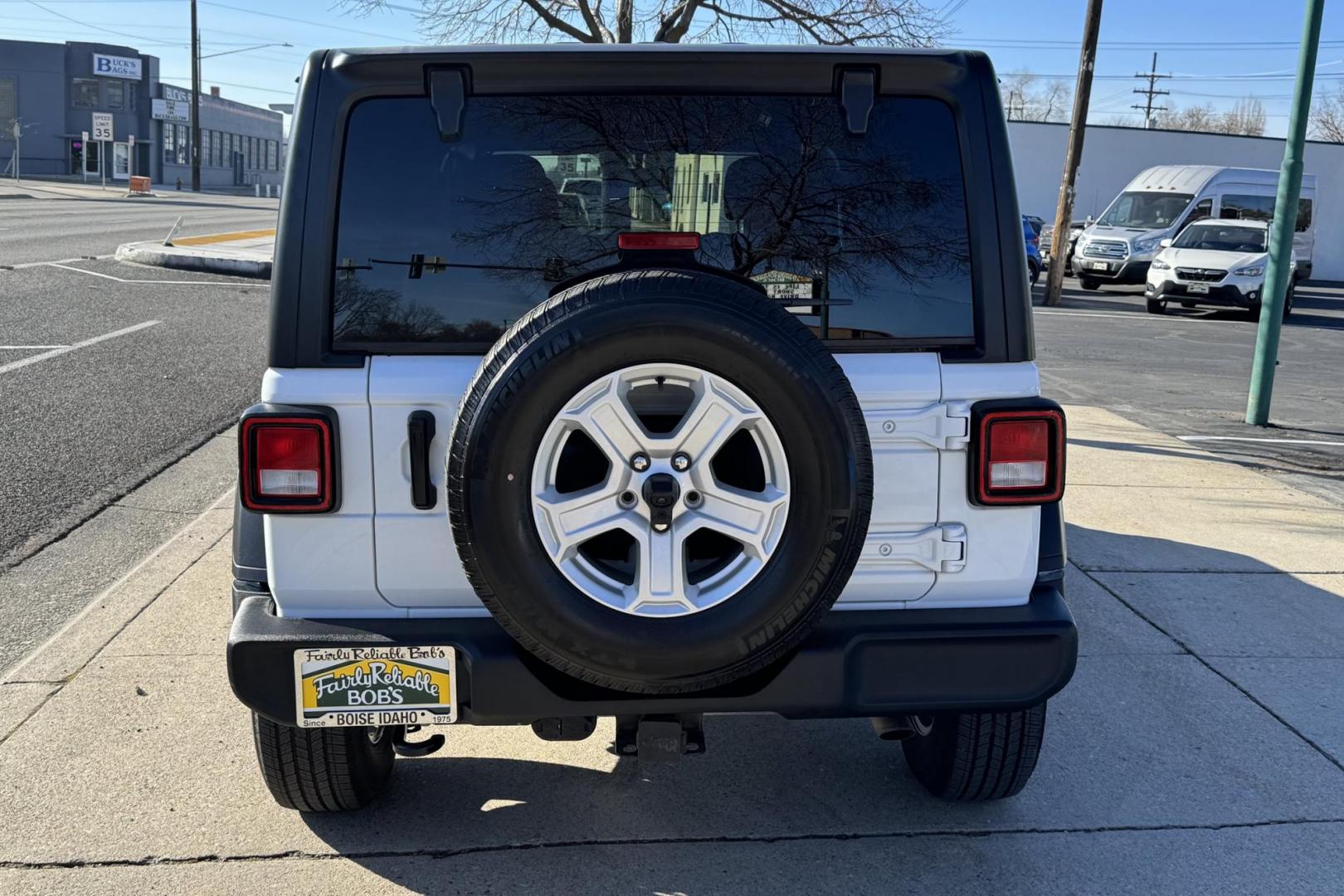 2021 White /Black Jeep Wrangler Unlimited Sport Sport (1C4HJXDGXMW) with an V6 3.6 Liter engine, Automatic 8 Speed transmission, located at 2304 W. Main St., Boise, ID, 83702, (208) 342-7777, 43.622105, -116.218658 - Ready To Play! - Photo#1