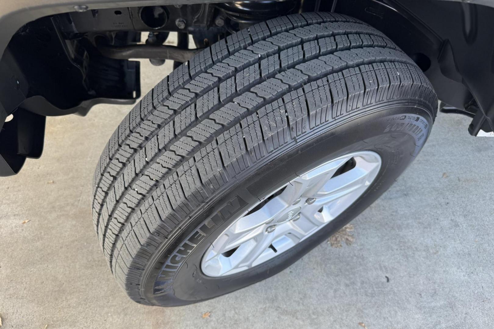 2021 White /Black Jeep Wrangler Unlimited Sport Sport (1C4HJXDGXMW) with an V6 3.6 Liter engine, Automatic 8 Speed transmission, located at 2304 W. Main St., Boise, ID, 83702, (208) 342-7777, 43.622105, -116.218658 - Ready To Play! - Photo#15