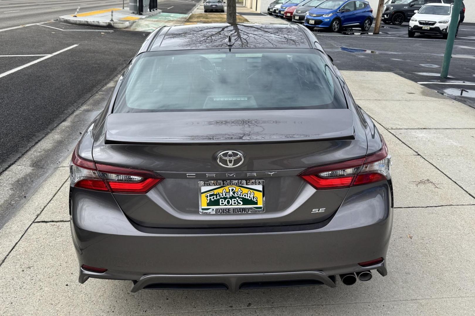 2022 Predawn Gray Mica /Black Toyota Camry SE (4T1G11AK9NU) with an 4 Cyl 2.5 Liter engine, Automatic 8 Speed transmission, located at 2304 W. Main St., Boise, ID, 83702, (208) 342-7777, 43.622105, -116.218658 - Proven Toyota Quality! - Photo#1