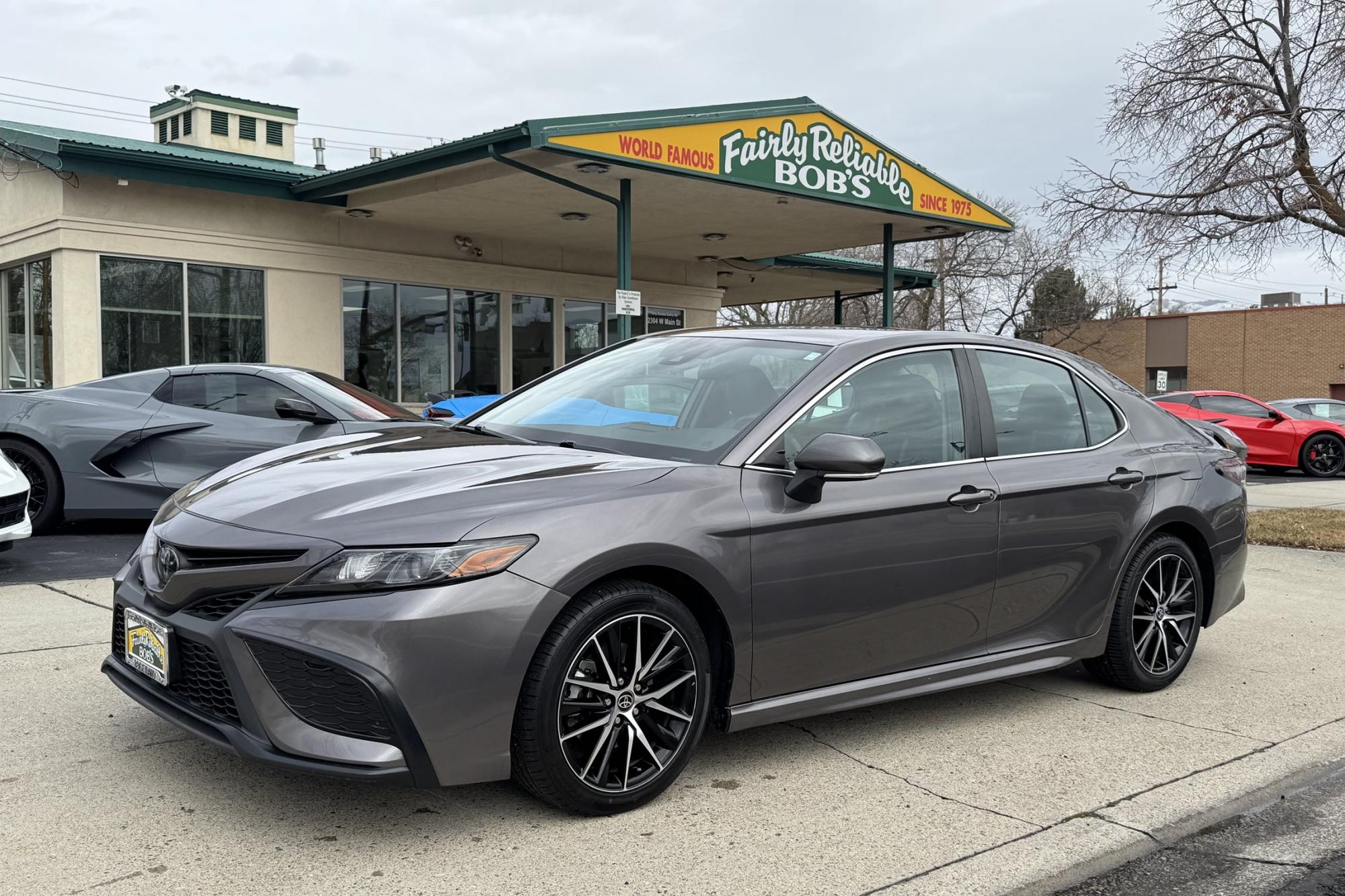 photo of 2022 Toyota Camry SE