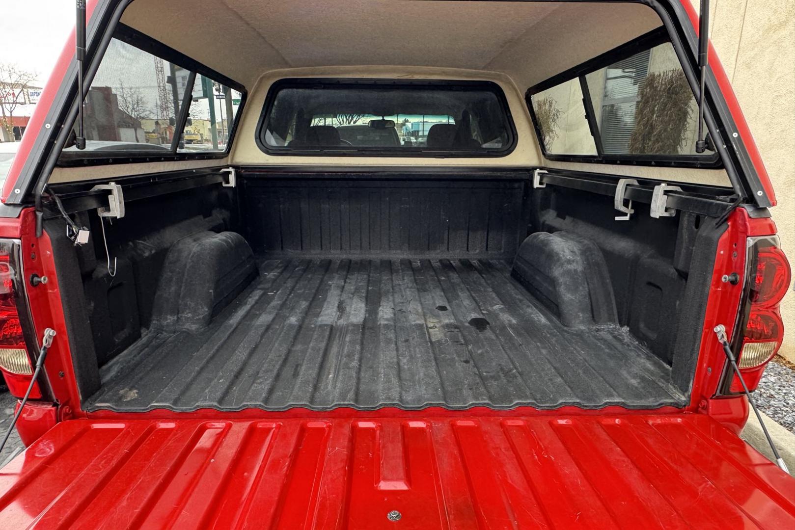 2005 Victory Red /Gray Chevrolet Silverado 1500 Z71 (2GCEK13T051) with an V8 5.3 Liter engine, Automatic transmission, located at 2304 W. Main St., Boise, ID, 83702, (208) 342-7777, 43.622105, -116.218658 - Idaho Truck From Day 1! Clean, Rare Find With 64k Actual Miles! - Photo#17