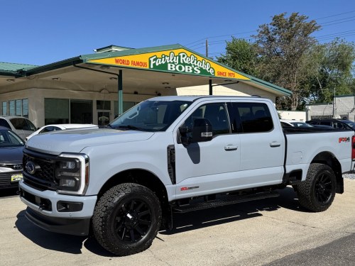2024 Ford F-350 Super Duty Crew Cab Lariat FX-4 Off Road 4x4 V8 6.7 Liter Turbo Diesel